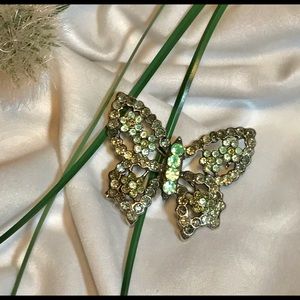 1950’s Vintage Butterfly Brooch Green Rhinestones